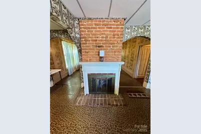 4689 Lakeview Acres Road, Valdese, NC 28690 - Photo 23