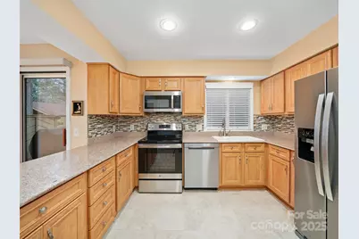 502 Spanish Oak Lane, Hendersonville, NC 28791 - Photo 15