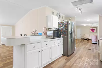 4375 Fox Road, Lenoir, NC 28645 - Photo 13