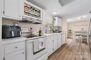 4375 Fox Rd, Lenoir, NC 28645 - Photo 15