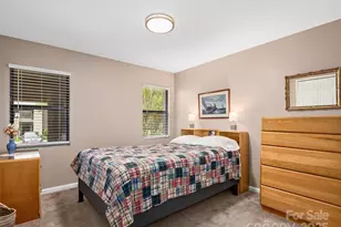 304 Abbey Cir, Asheville, NC 28805 - Photo 13