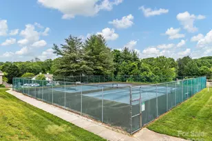 304 Abbey Cir, Asheville, NC 28805 - Photo 17