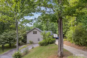 2 Candlestick Dr, Zirconia, NC 28790 - Photo 43