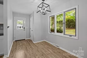 13446 Idlefield Ln, Matthews, NC 28105 - Photo 7