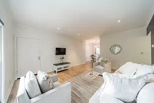 5927 Quail Hollow Rd, Charlotte, NC 28210 - Photo 3