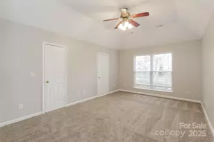 4409 Lenox Hill Pl, Charlotte, NC 28269 - Photo 9