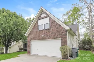 4409 Lenox Hill Pl, Charlotte, NC 28269 - Photo 3