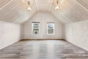 217 S Highland St, Gastonia, NC 28052 - Photo 27