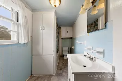 217 S Highland Street, Gastonia, NC 28052 - Photo 11