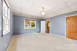 217 S Highland St, Gastonia, NC 28052 - Photo 19