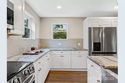 162 Courtland Place, Asheville, NC 28801 - Photo 11