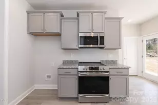 236 Mountain Island Dr, Statesville, NC 28677 - Photo 9