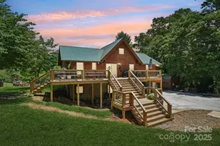 65 E Dream St, Hendersonville, NC 28792 - Photo 3