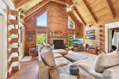 65 E Dream Street, Hendersonville, NC 28792 - Photo 5