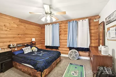 65 E Dream Street, Hendersonville, NC 28792 - Photo 19