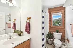 65 E Dream St, Hendersonville, NC 28792 - Photo 25