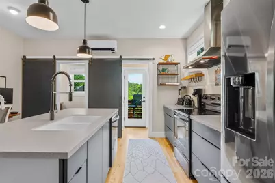 109 Thurland Avenue, Asheville, NC 28803 - Photo 11
