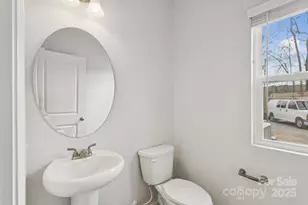 4742 Lakeview Road N, Charlotte, NC 28216 - Photo 15