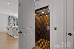 1625 Bibury Ln, Charlotte, NC 28211 - Photo 15