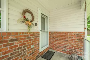 174 Allen Paul Dr, Hendersonville, NC 28791 - Photo 3