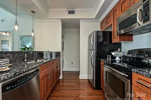 300 W 5th St, Charlotte, NC 28202 - Photo 3