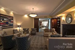 300 W 5th St, Charlotte, NC 28202 - Photo 29