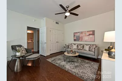 300 W 5th Street #723, Charlotte, NC 28202 - Photo 11