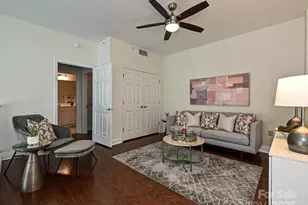 300 W 5th St, Charlotte, NC 28202 - Photo 11
