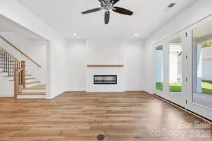 9109 Maybry Pk St, Charlotte, NC 28212 - Photo 13