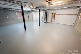 660 Halltown Rd, Spruce Pine, NC 28777 - Photo 27