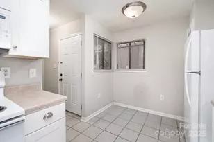 8005 Horse Chestnut Ln, Charlotte, NC 28277 - Photo 13