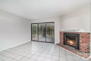 8005 Horse Chestnut Ln, Charlotte, NC 28277 - Photo 5