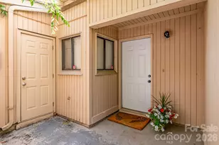 8005 Horse Chestnut Ln, Charlotte, NC 28277 - Photo 3