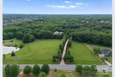 2926 Crane Road, Waxhaw, NC 28173 - Photo 9