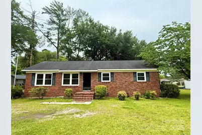 101 Windsor Drive, Cheraw, SC 29520 - Photo 1