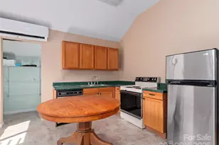 126 Sweetwater Dr, Canton, NC 28716 - Photo 39