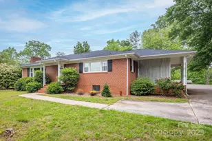 826 Jamestown Rd, Morganton, NC 28655 - Photo 3