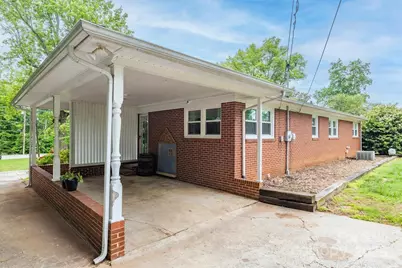 826 Jamestown Road, Morganton, NC 28655 - Photo 17