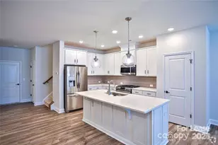 13106 Settlers Trail Ct, Charlotte, NC 28278 - Photo 3