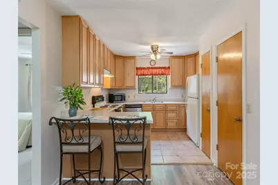 55 Lake Drive #4P, Laurel Park, NC 28739 - Photo 7