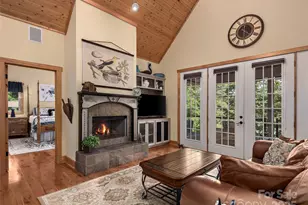 92 Island View Ct, Mill Spring, NC 28756 - Photo 5