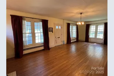 318 Academy Street, Canton, NC 28716 - Photo 9