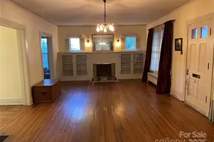 318 Academy St, Canton, NC 28716 - Photo 7