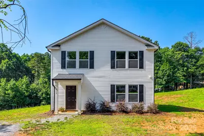 415 Kickapoo Avenue, Gastonia, NC 28056 - Photo 1