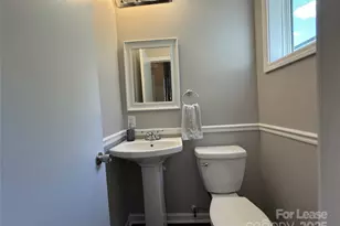 5917 Quail Hollow Rd, Charlotte, NC 28210 - Photo 15