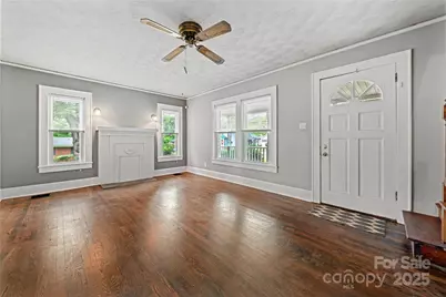 725 W Graham Street, Shelby, NC 28150 - Photo 3