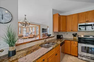 140 Spruce Hollow Rd, Beech Mountain, NC 28604 - Photo 9