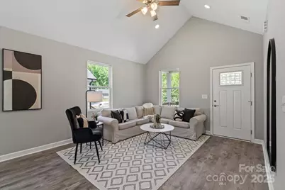 217 E Division Avenue, East Spencer, NC 28144 - Photo 7