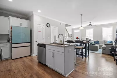 110 W Pine Street, Lincolnton, NC 28092 - Photo 13