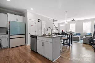 110 W Pine St, Lincolnton, NC 28092 - Photo 13